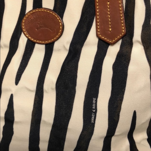 Dooney & Bourke handbag - Picture 3 of 14